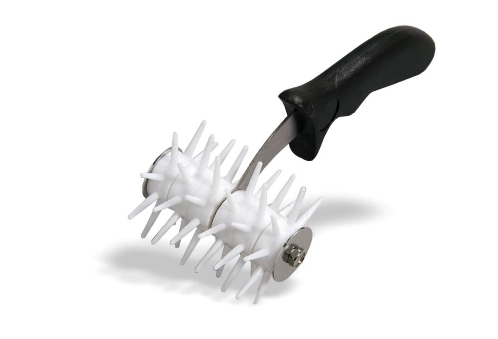 RODILLO PARA PERFORAR PASTA